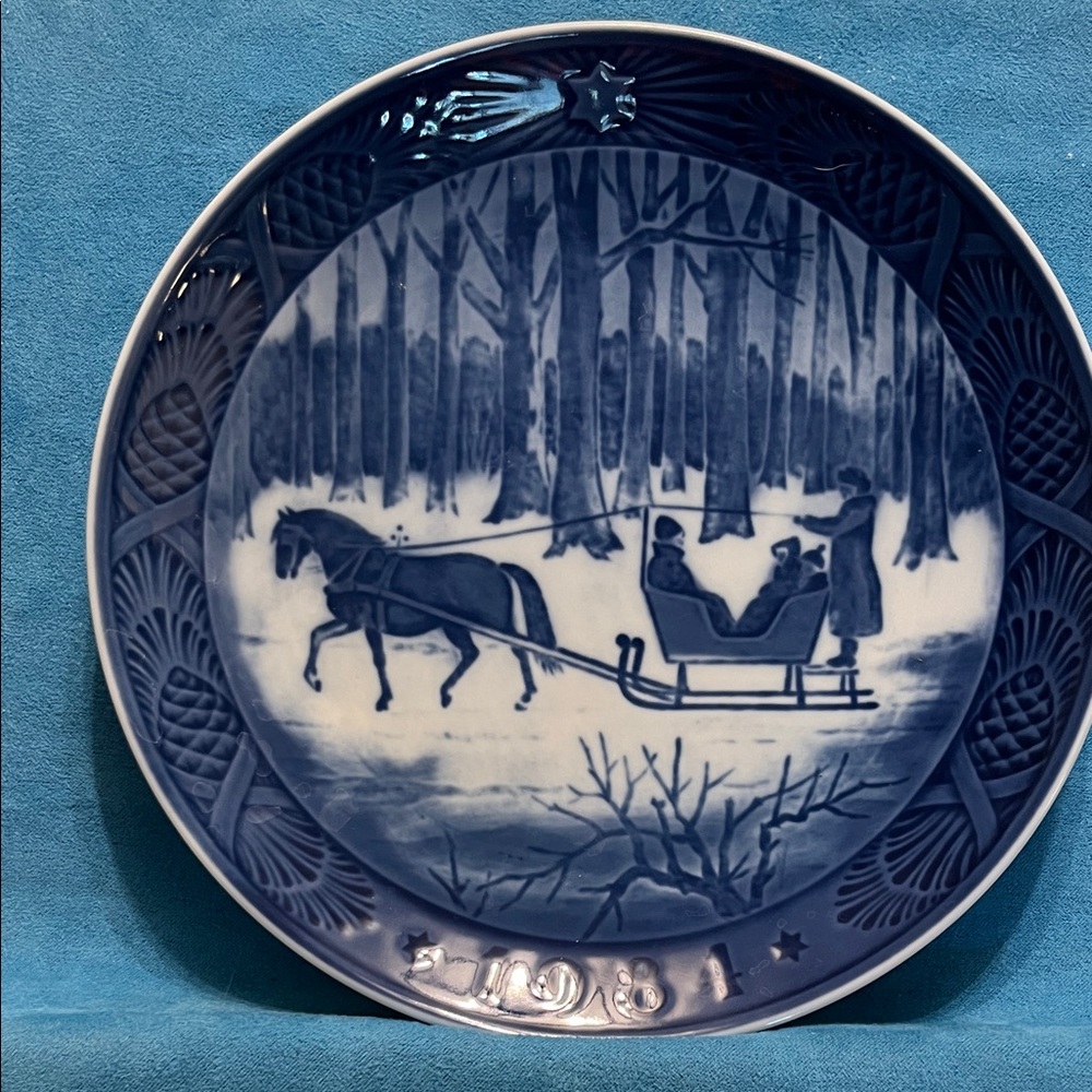 Royal Copenhagen Collectible Plate 1984